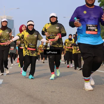 Runner Photo 6166846