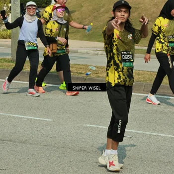 Runner Photo 6166851