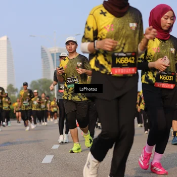 Runner Photo 6166942
