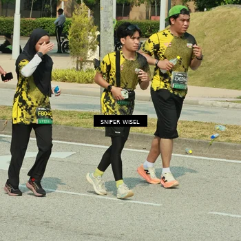 Runner Photo 6167054