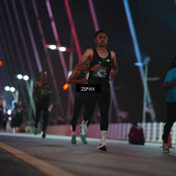 Runner Photo 6167083