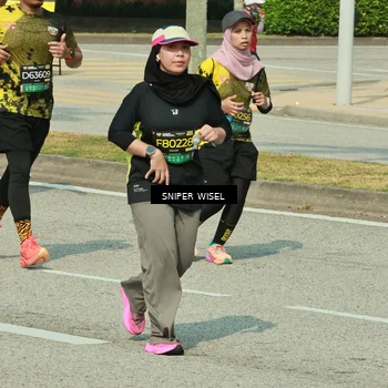 Runner Photo 6167192