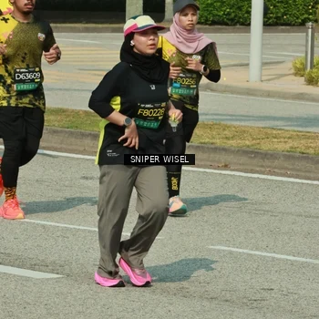 Runner Photo 6167243