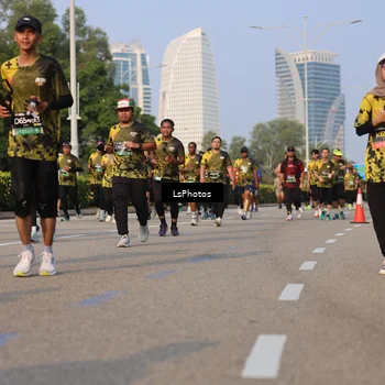 Runner Photo 6167245