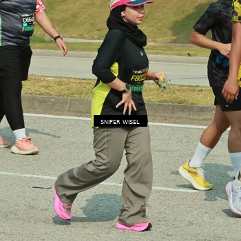 Runner Photo 6167272