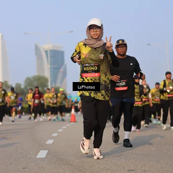 Runner Photo 6167345