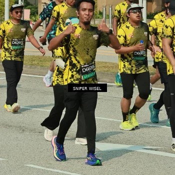 Runner Photo 6167429