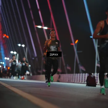 Runner Photo 6167495