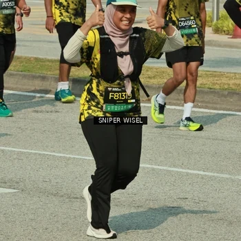 Runner Photo 6167535