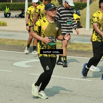 Runner Photo 6167623