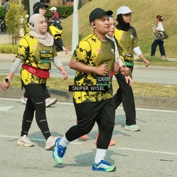 Runner Photo 6167650