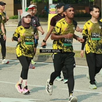 Runner Photo 6167651