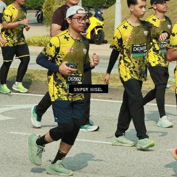 Runner Photo 6167741
