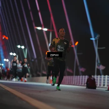 Runner Photo 6167846