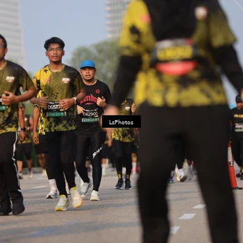 Runner Photo 6167890