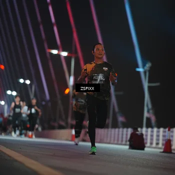 Runner Photo 6167926