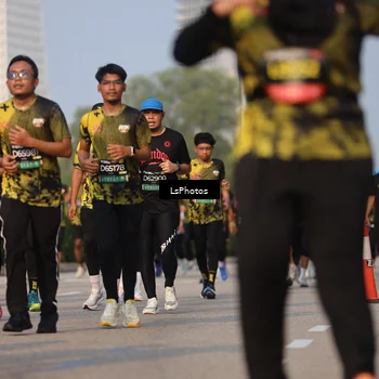 Runner Photo 6167937