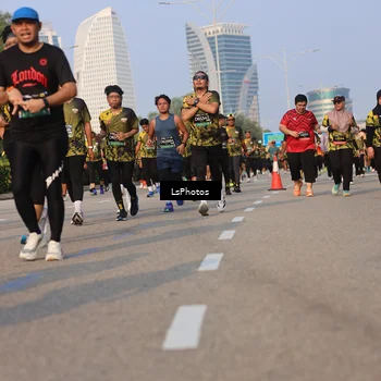 Runner Photo 6168108