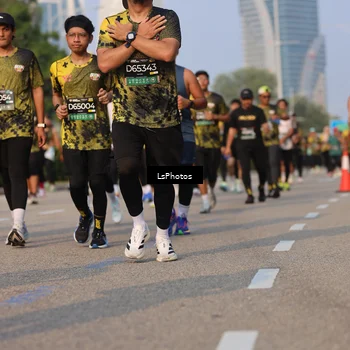 Runner Photo 6168250