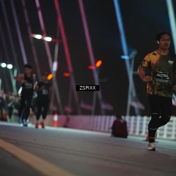 Runner Photo 6168497