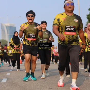 Runner Photo 6169035