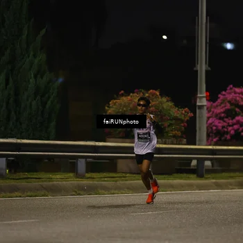 Runner Photo 6169036