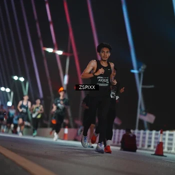 Runner Photo 6169488