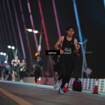 Runner Photo 6169669