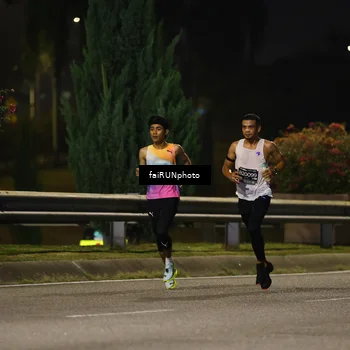 Runner Photo 6169874