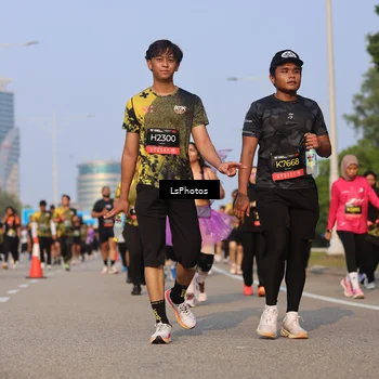 Runner Photo 6169882