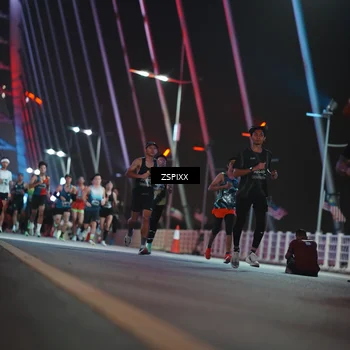 Runner Photo 6170060