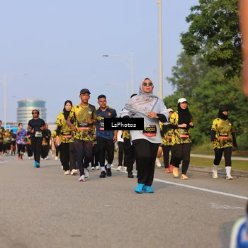 Runner Photo 6170222