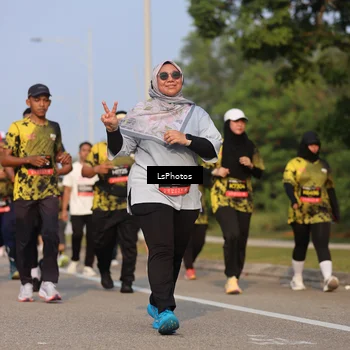 Runner Photo 6170245
