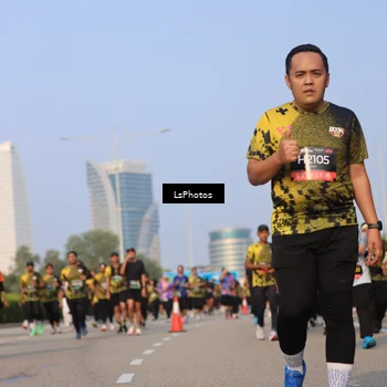 Runner Photo 6170258
