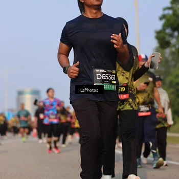 Runner Photo 6170528