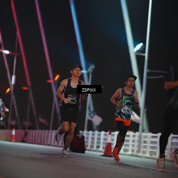 Runner Photo 6170637