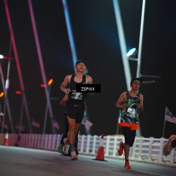 Runner Photo 6170697