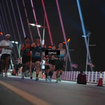 Runner Photo 6170914