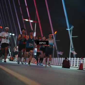Runner Photo 6171000