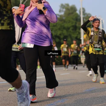 Runner Photo 6171090