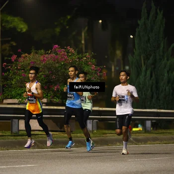 Runner Photo 6171091