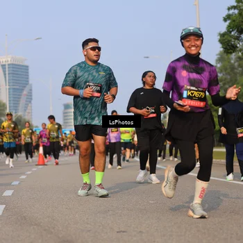 Runner Photo 6171094