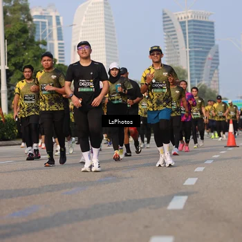 Runner Photo 6171224