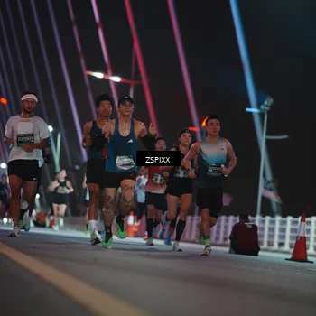 Runner Photo 6171237