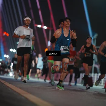 Runner Photo 6171571