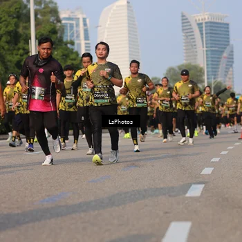 Runner Photo 6171577