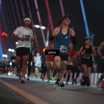 Runner Photo 6171647