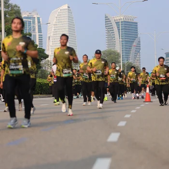 Runner Photo 6171896