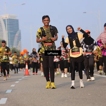 Runner Photo 6171926