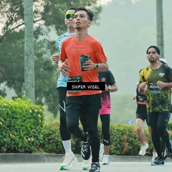 Runner Photo 6172335